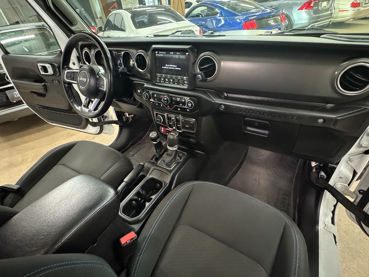 2022 Jeep Wrangler Unlimited Rubicon 4xe photo 31