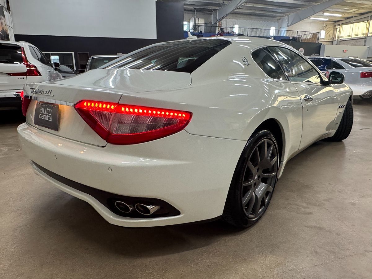 2010 Maserati Granturismo S Automatic photo 7