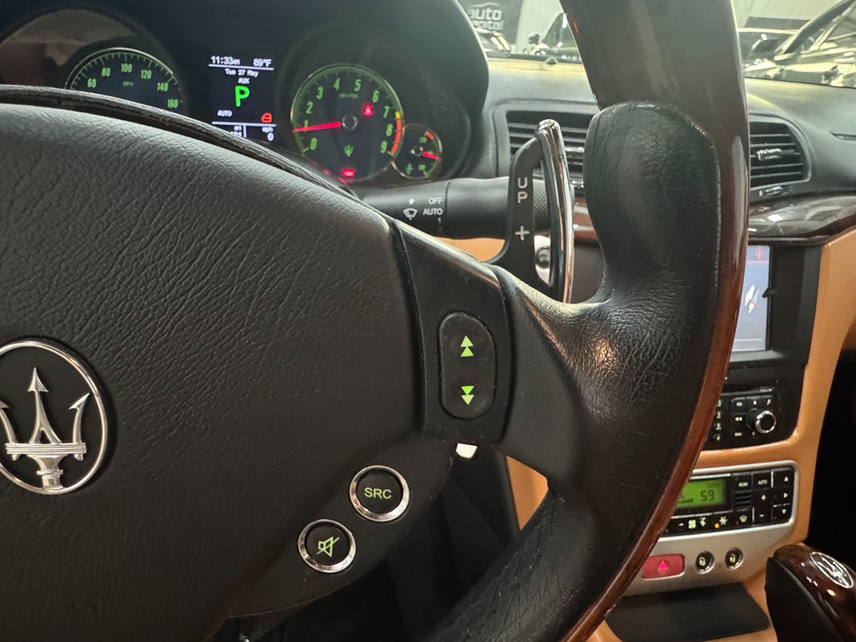 2010 Maserati Granturismo S Automatic photo 16