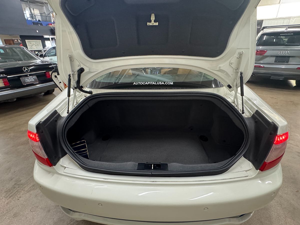 2010 Maserati Granturismo S Automatic photo 26