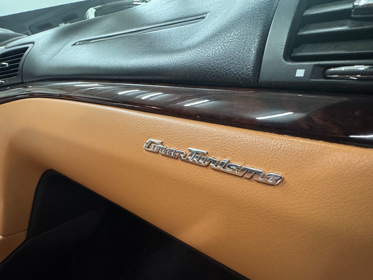 2010 Maserati Granturismo S Automatic photo 29