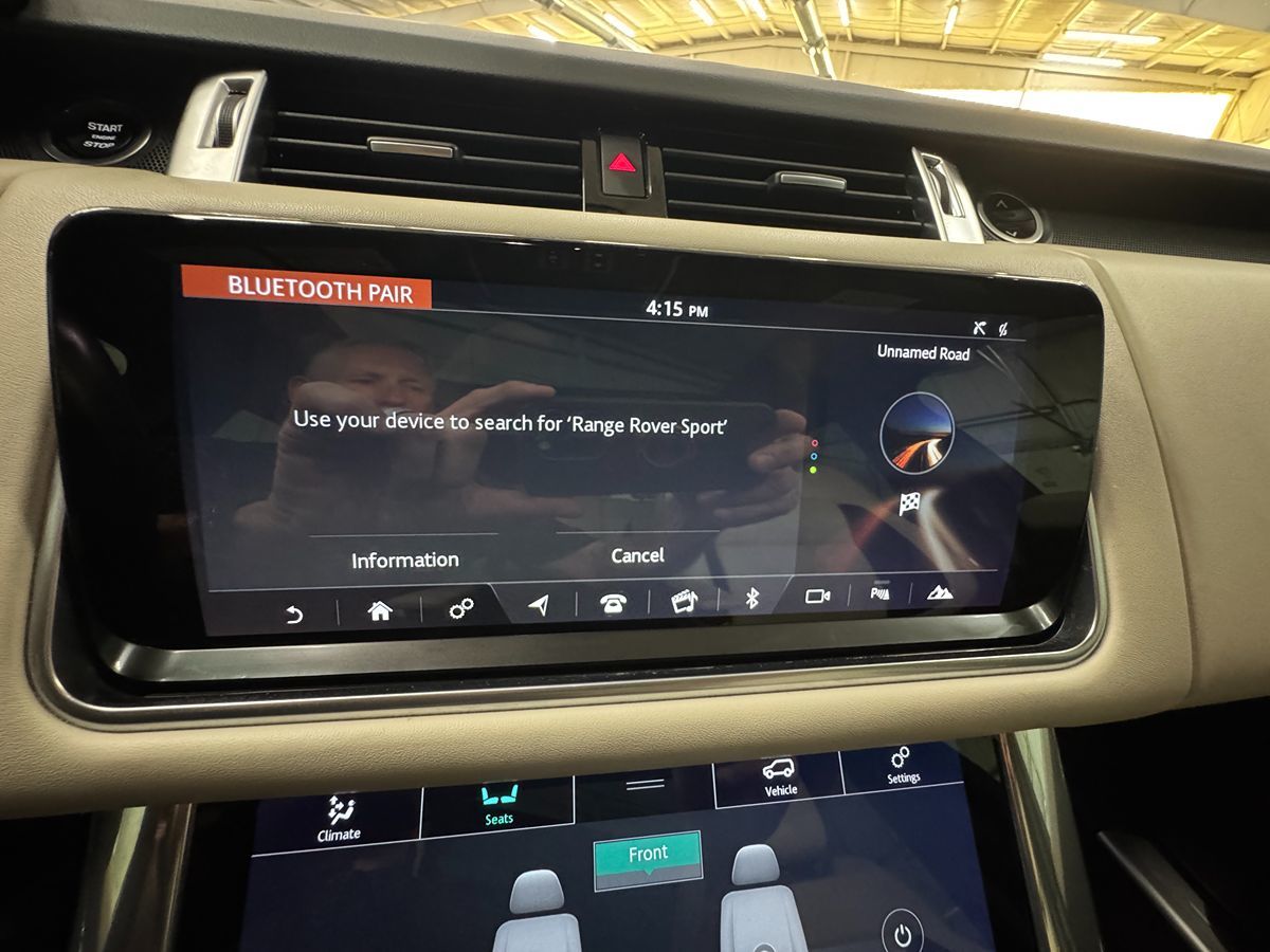 2019 Land Rover Range Rover Sport Supercharged Dynamic photo 21