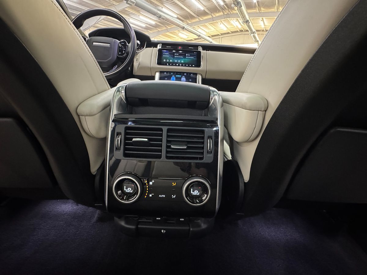 2019 Land Rover Range Rover Sport Supercharged Dynamic photo 35