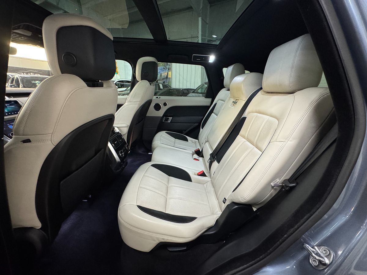 2019 Land Rover Range Rover Sport Supercharged Dynamic photo 28