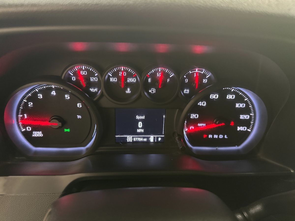 2023 Chevrolet Silverado 2500HD Custom photo 13