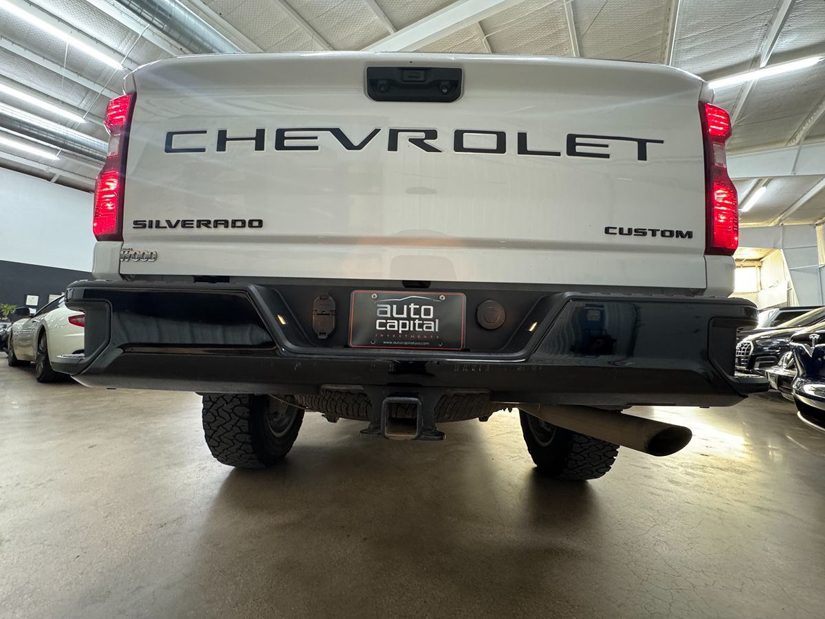 2023 Chevrolet Silverado 2500HD Custom photo 20