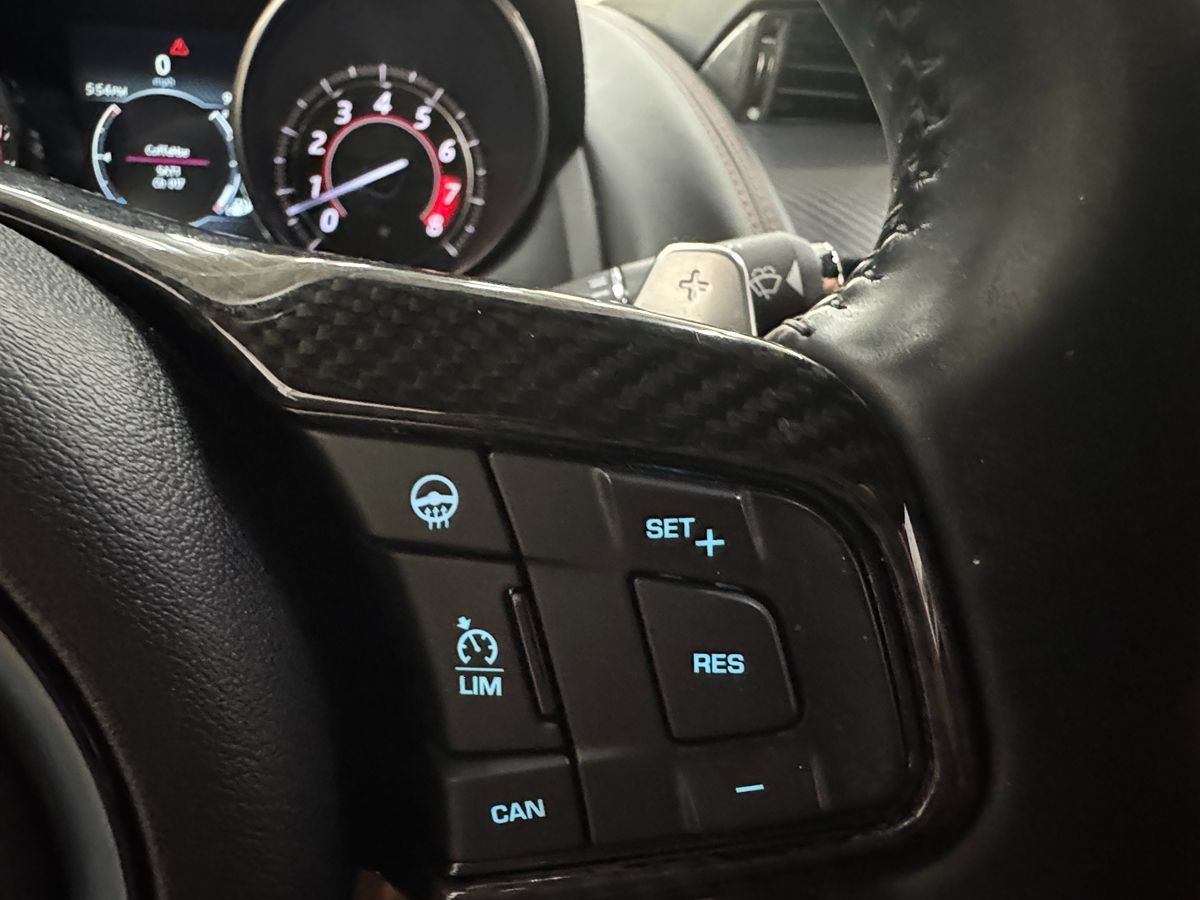 2016 Jaguar F-TYPE R photo 15