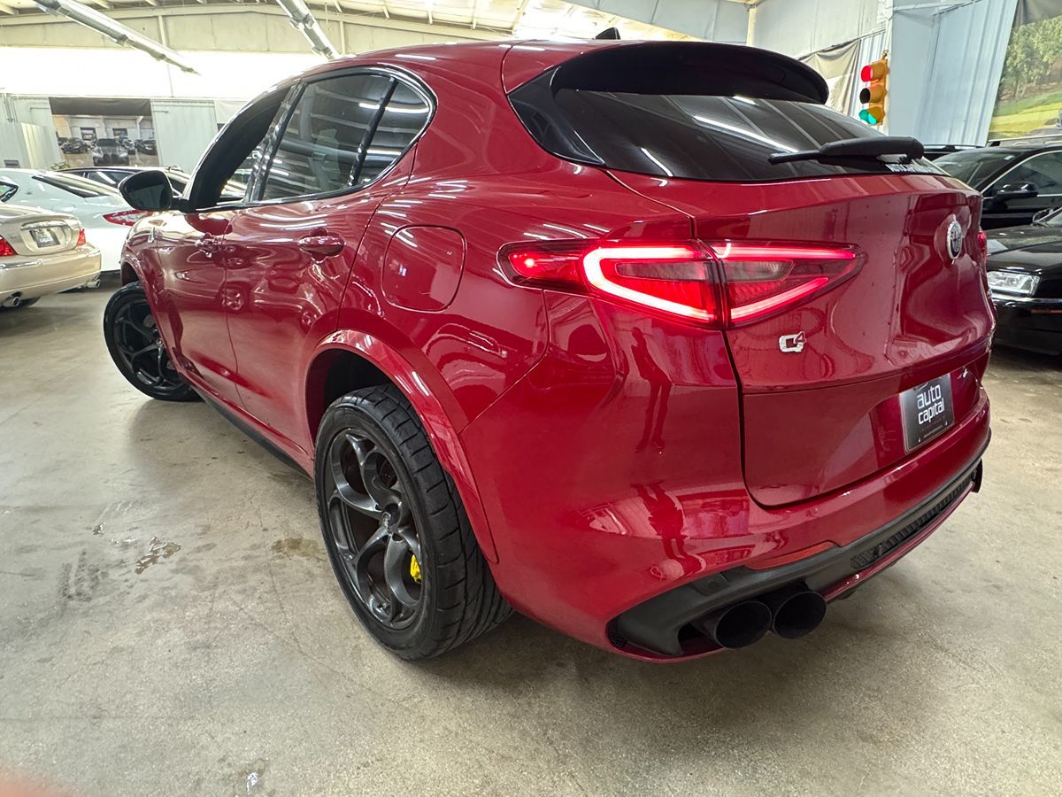 2018 Alfa Romeo Stelvio Quadrifoglio photo 5