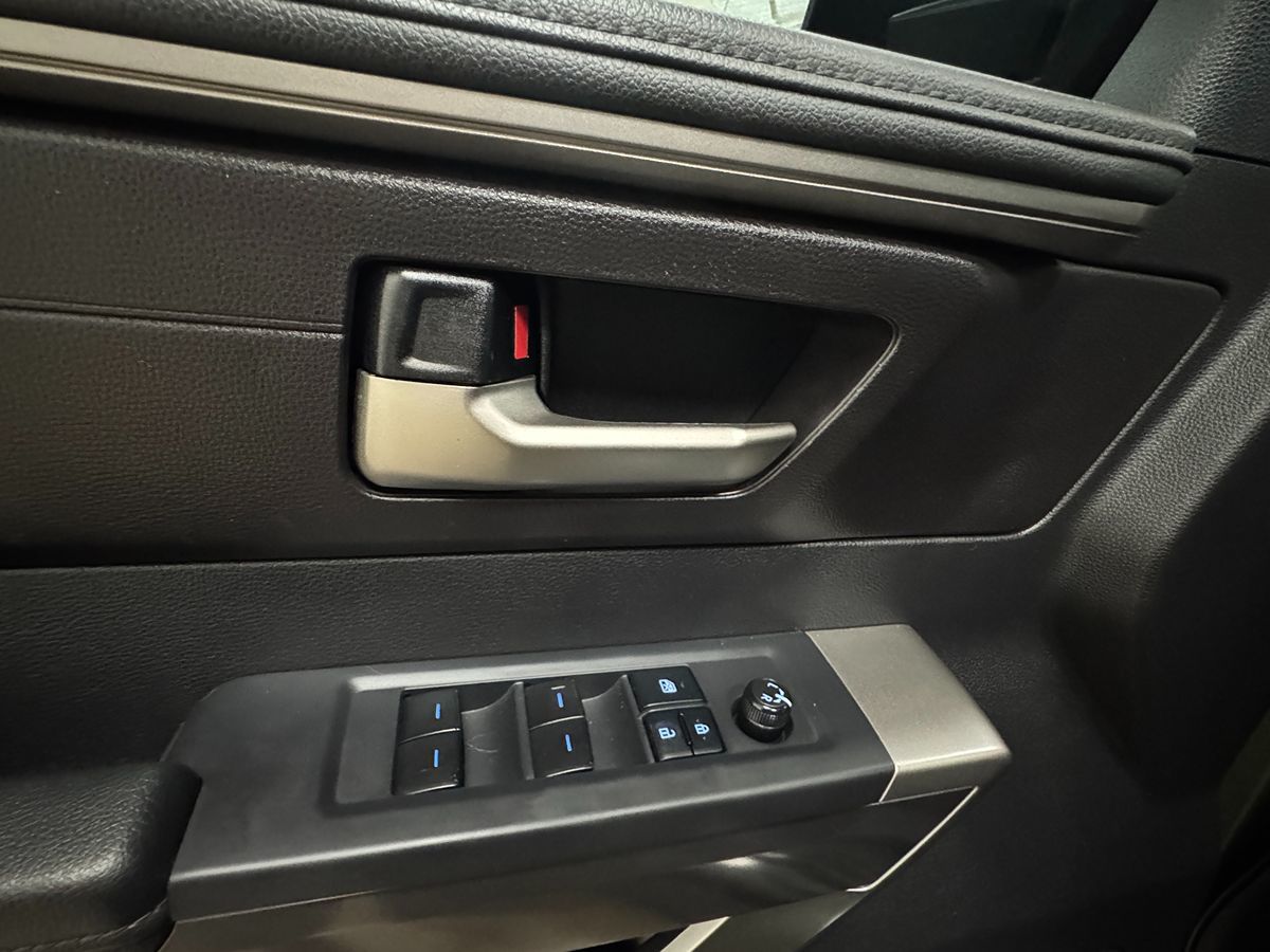 2022 Toyota Tundra SR5 photo 4