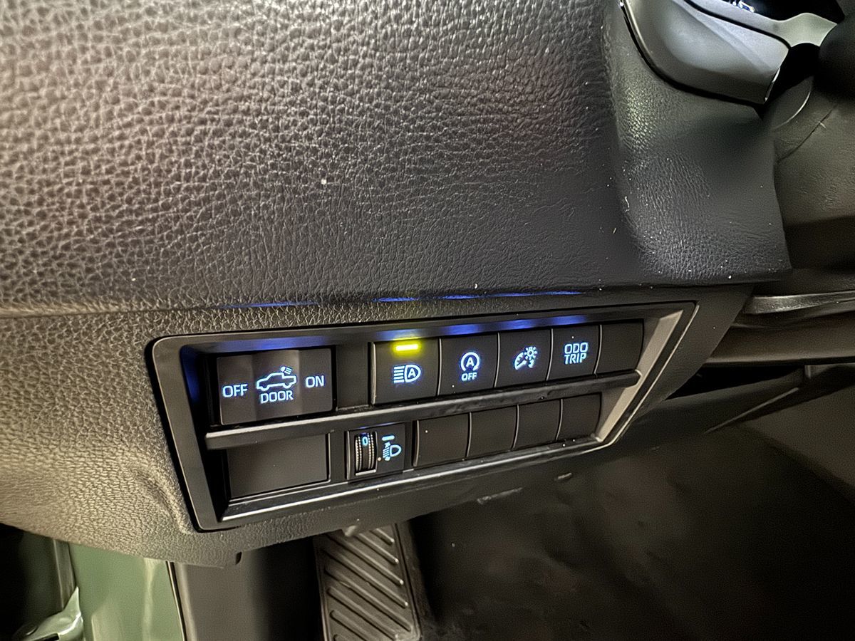 2022 Toyota Tundra SR5 photo 6