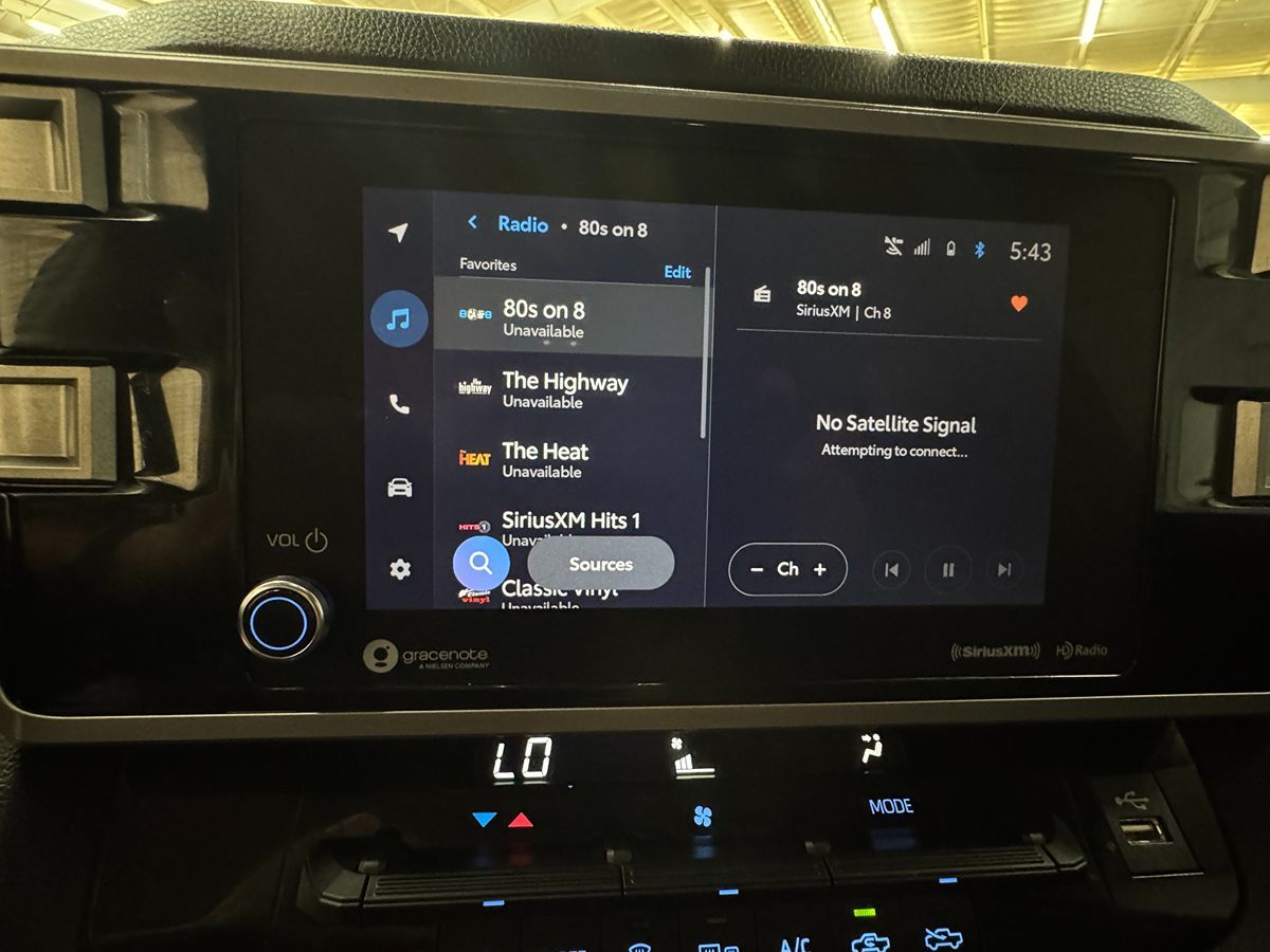 2022 Toyota Tundra SR5 photo 14