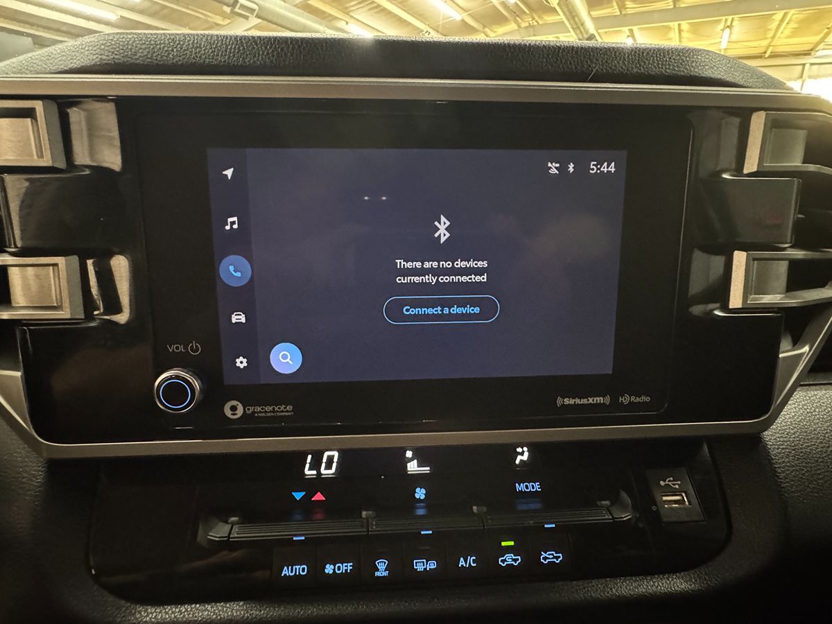 2022 Toyota Tundra SR5 photo 15