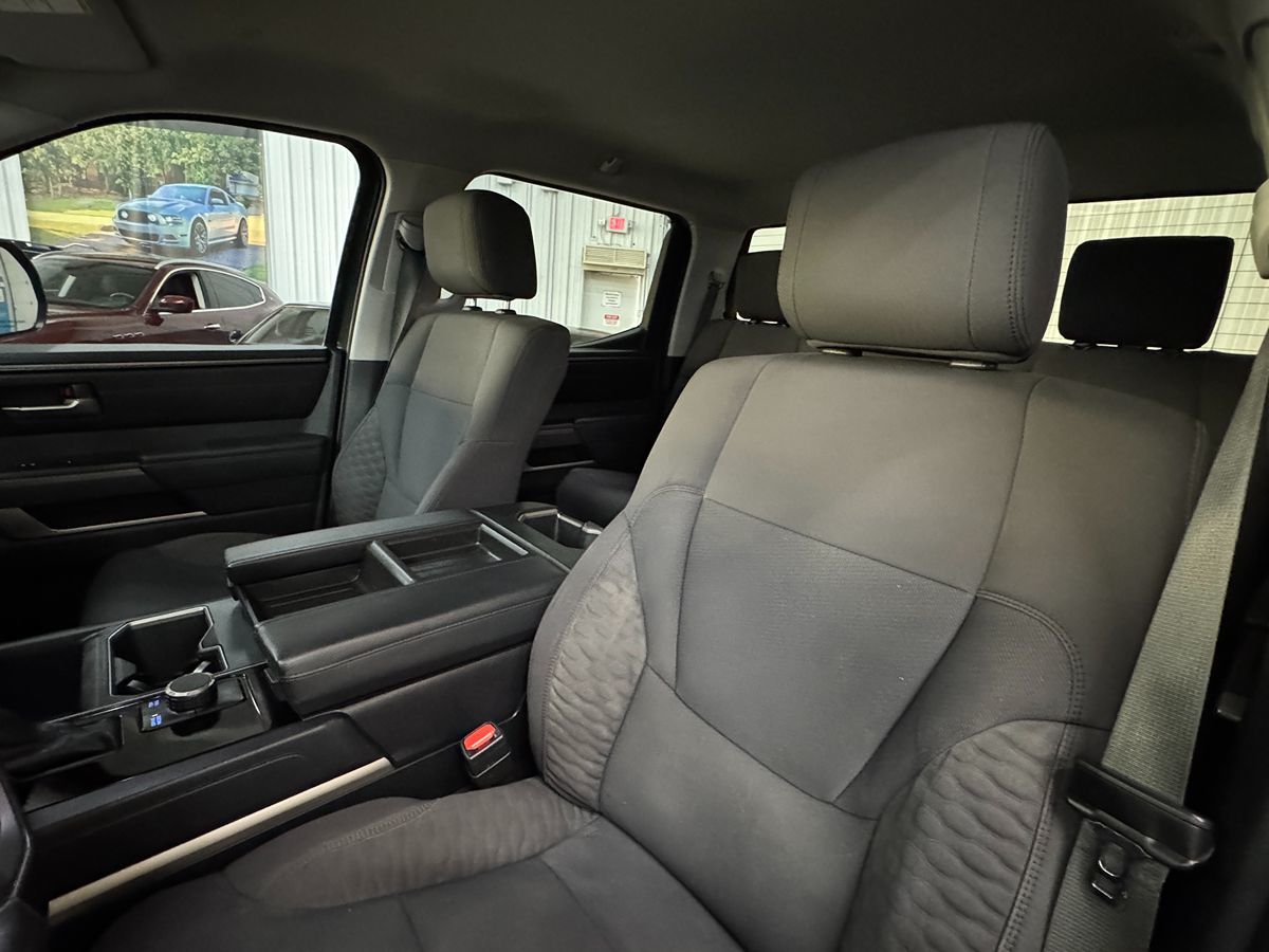 2022 Toyota Tundra SR5 photo 17