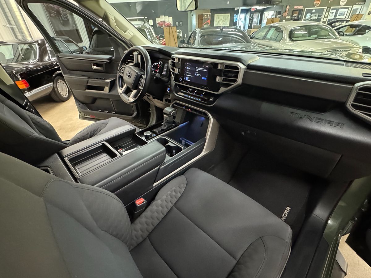2022 Toyota Tundra SR5 photo 25