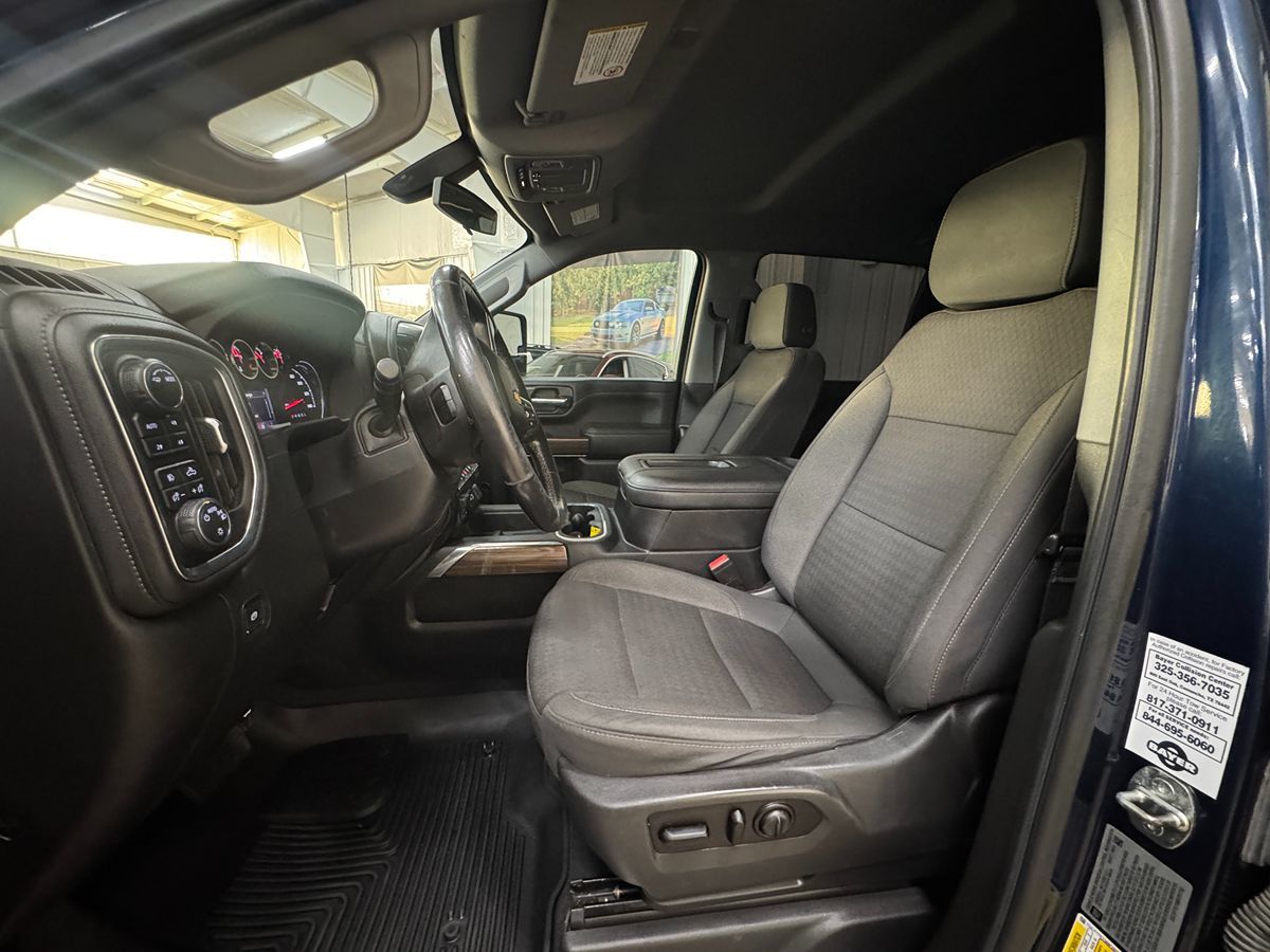 2021 Chevrolet Silverado 3500HD LT photo 7
