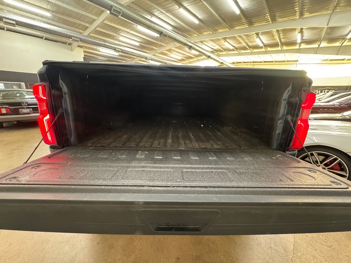 2021 Chevrolet Silverado 3500HD LT photo 20
