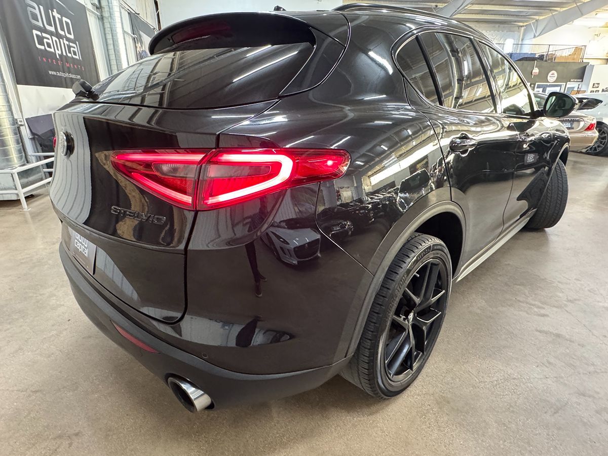 2021 Alfa Romeo Stelvio Sport Base photo 6