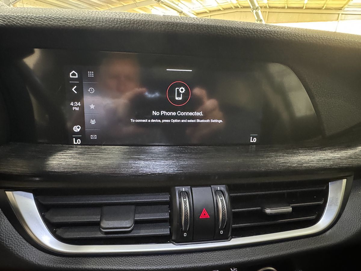 2021 Alfa Romeo Stelvio Sport Base photo 22