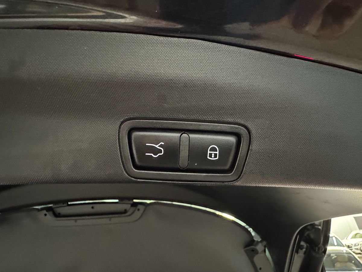 2021 Alfa Romeo Stelvio Sport Base photo 33