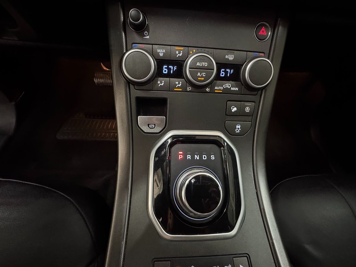 2018 Land Rover Range Rover Evoque SE photo 13