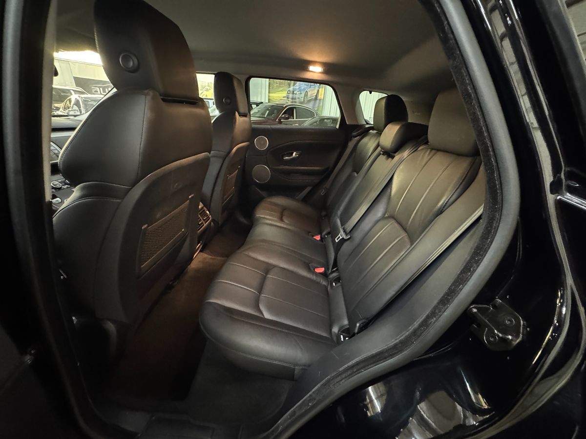 2018 Land Rover Range Rover Evoque SE photo 19