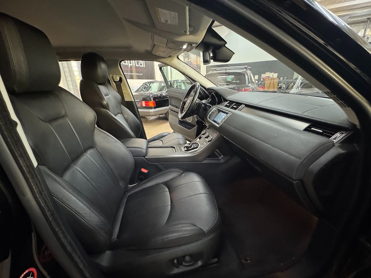 2018 Land Rover Range Rover Evoque SE photo 25