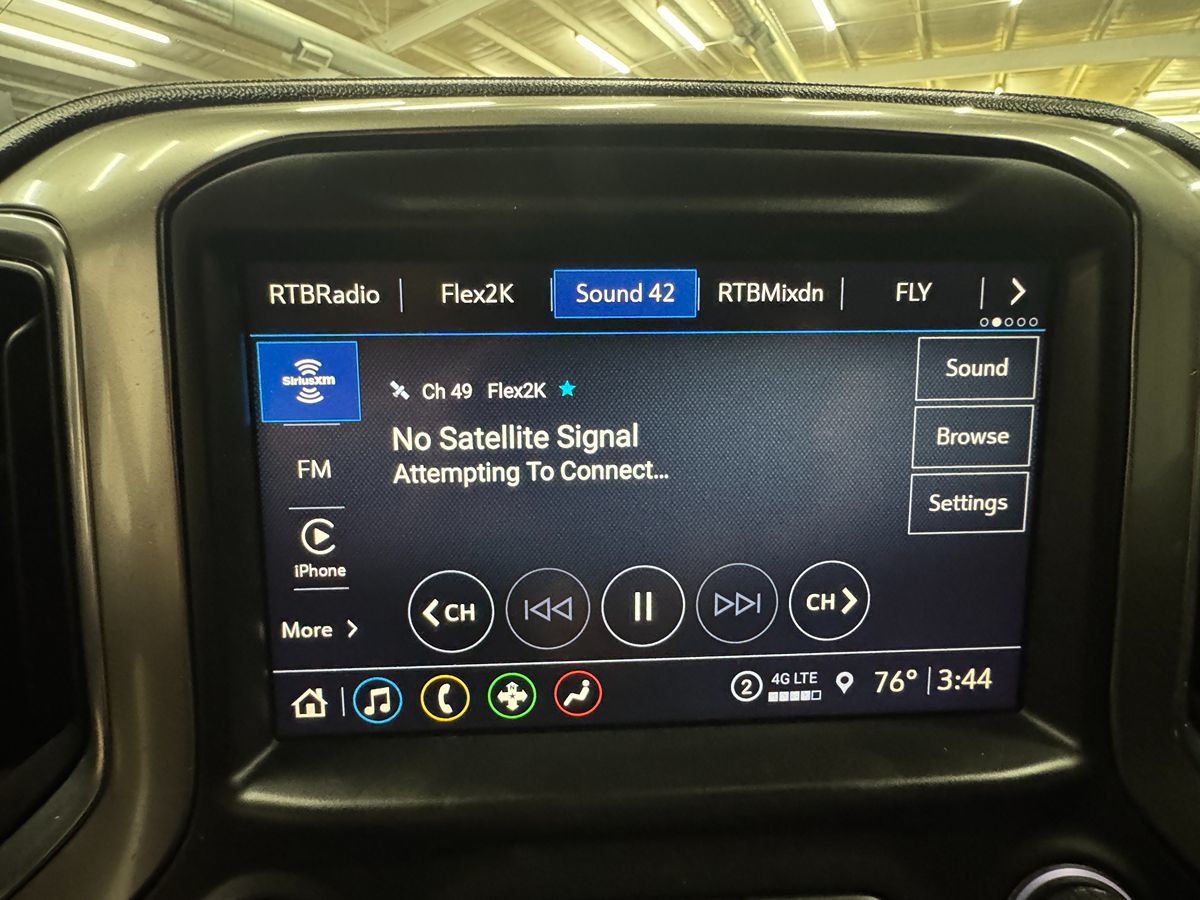 2021 Chevrolet Silverado 1500 LT Texas Edition photo 21