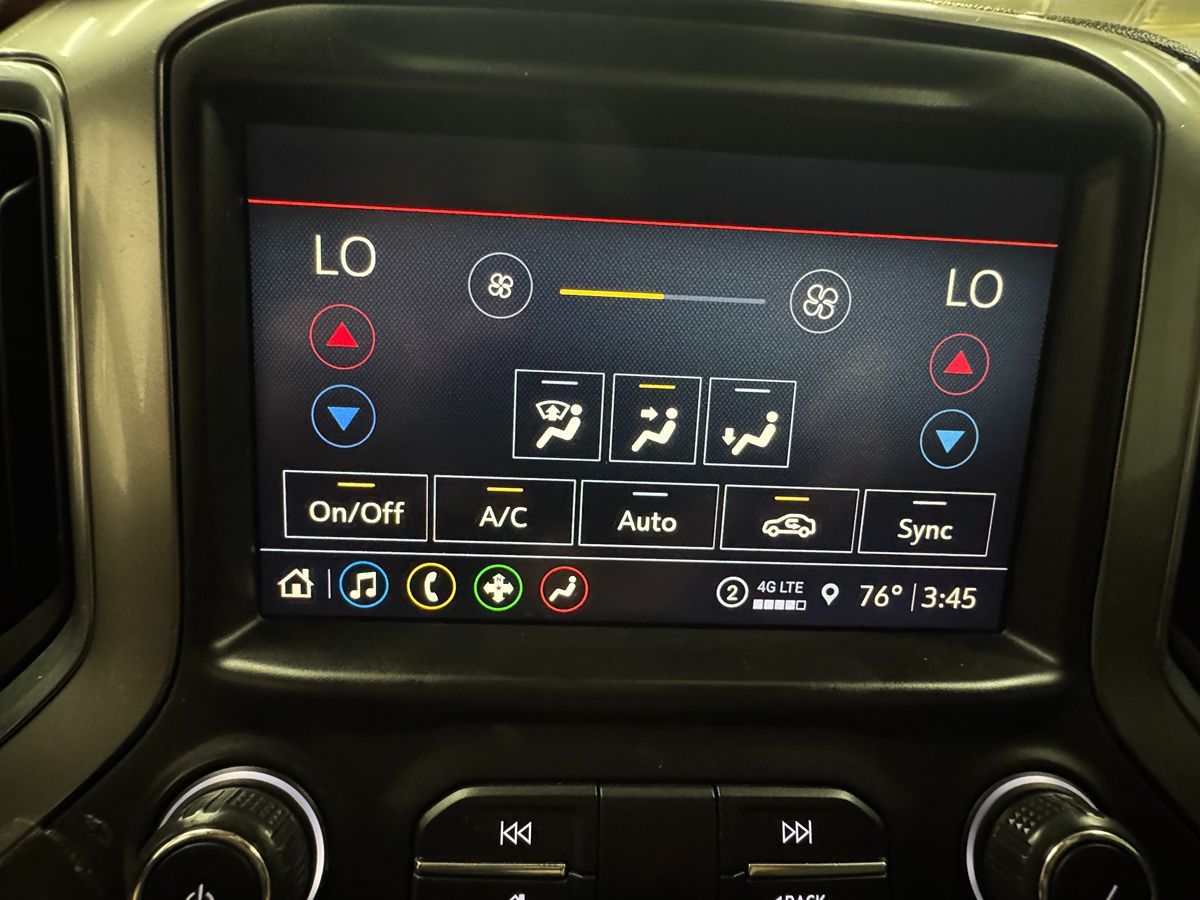 2021 Chevrolet Silverado 1500 LT Texas Edition photo 26