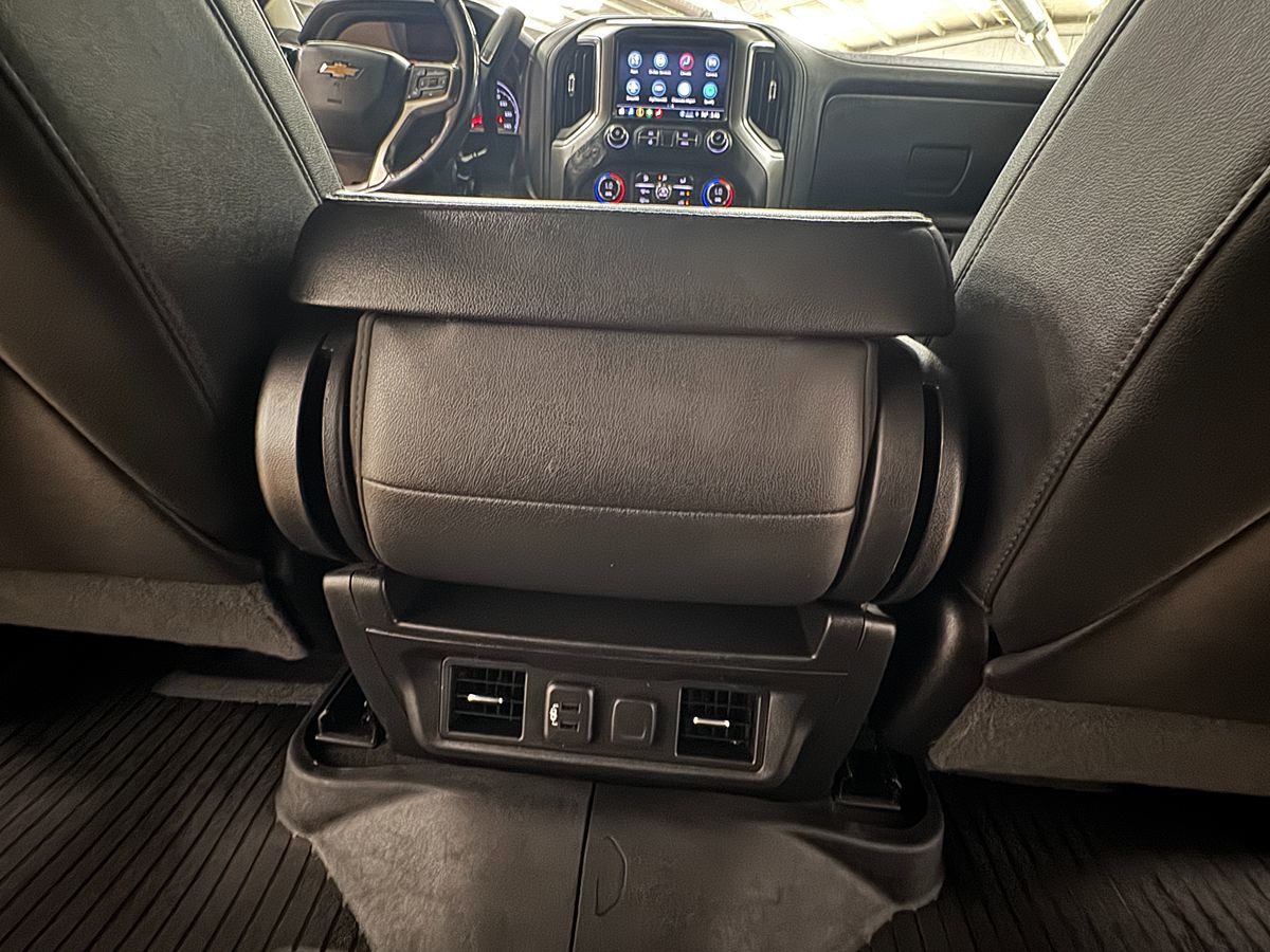 2021 Chevrolet Silverado 1500 LT Texas Edition photo 32