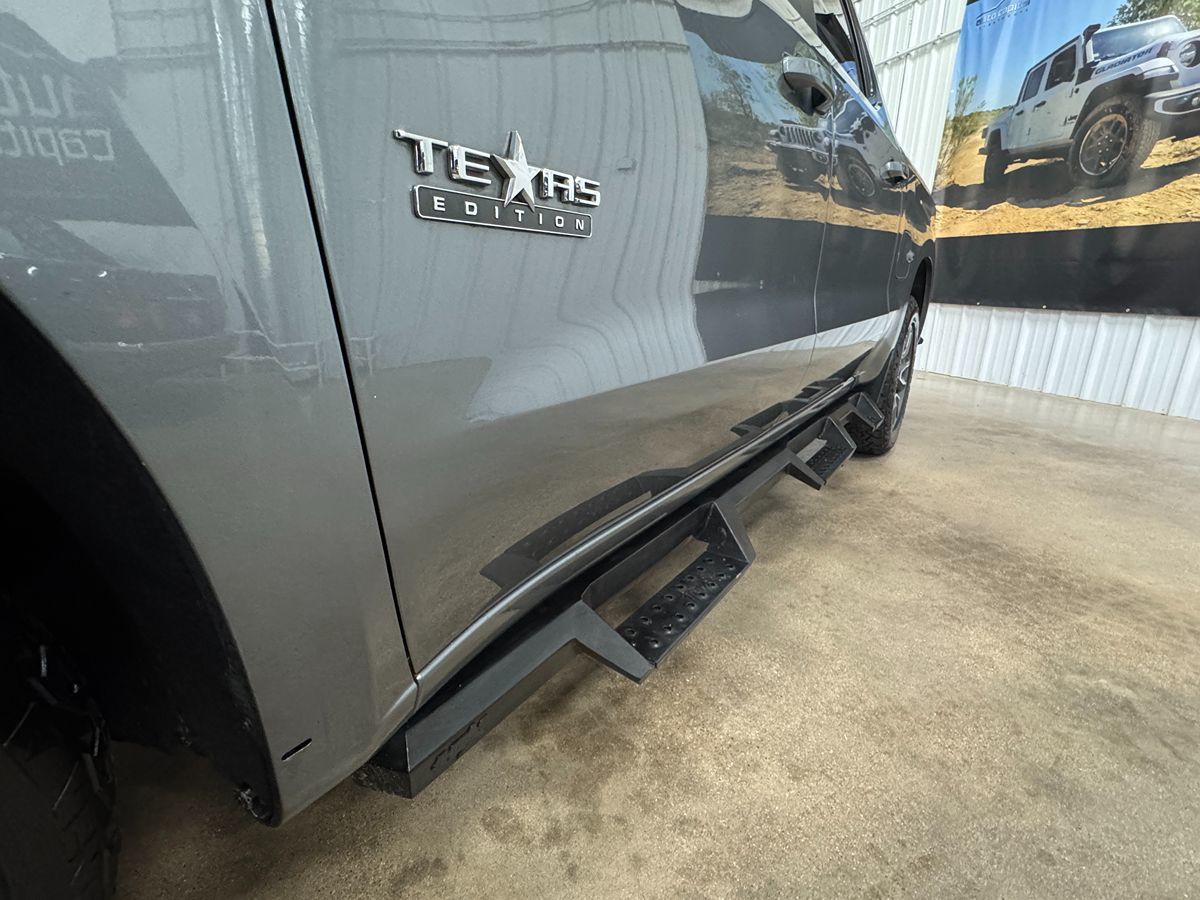 2021 Chevrolet Silverado 1500 LT Texas Edition photo 43