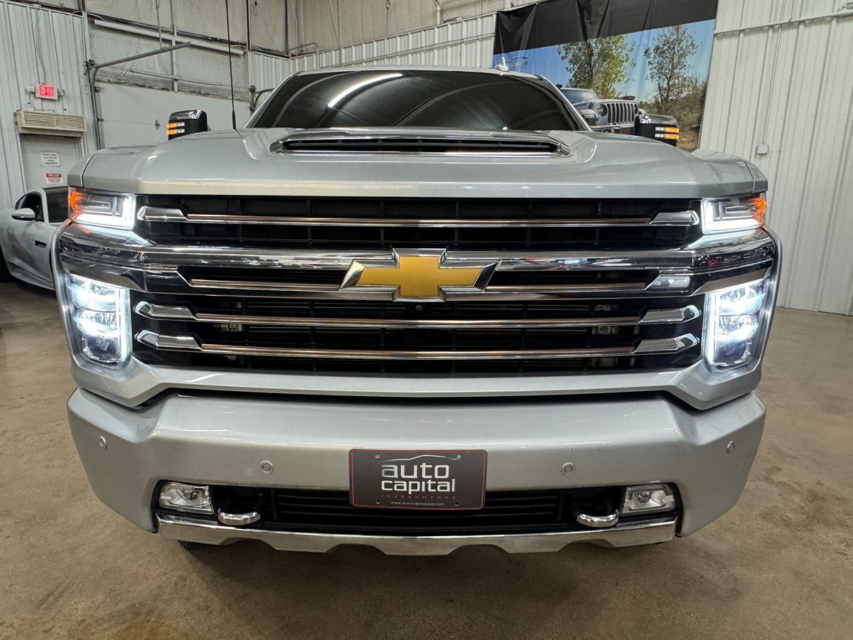 2021 Chevrolet Silverado 3500HD High Country photo 2