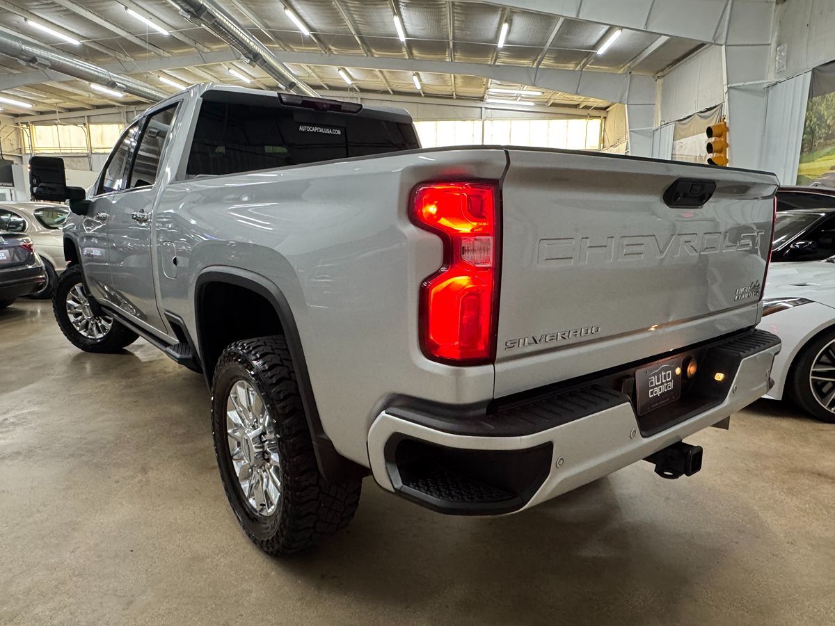 2021 Chevrolet Silverado 3500HD High Country photo 5