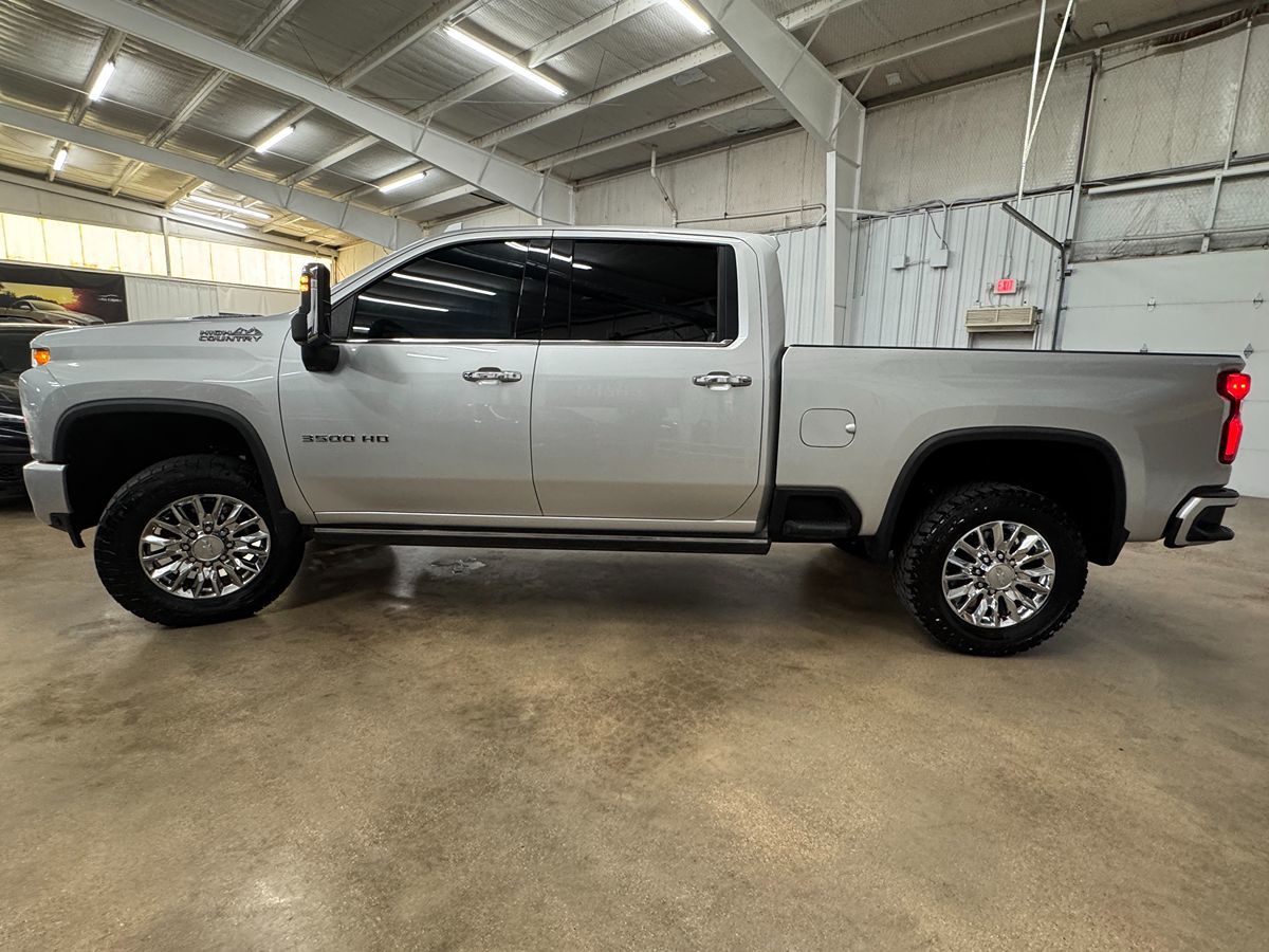 2021 Chevrolet Silverado 3500HD High Country photo 4