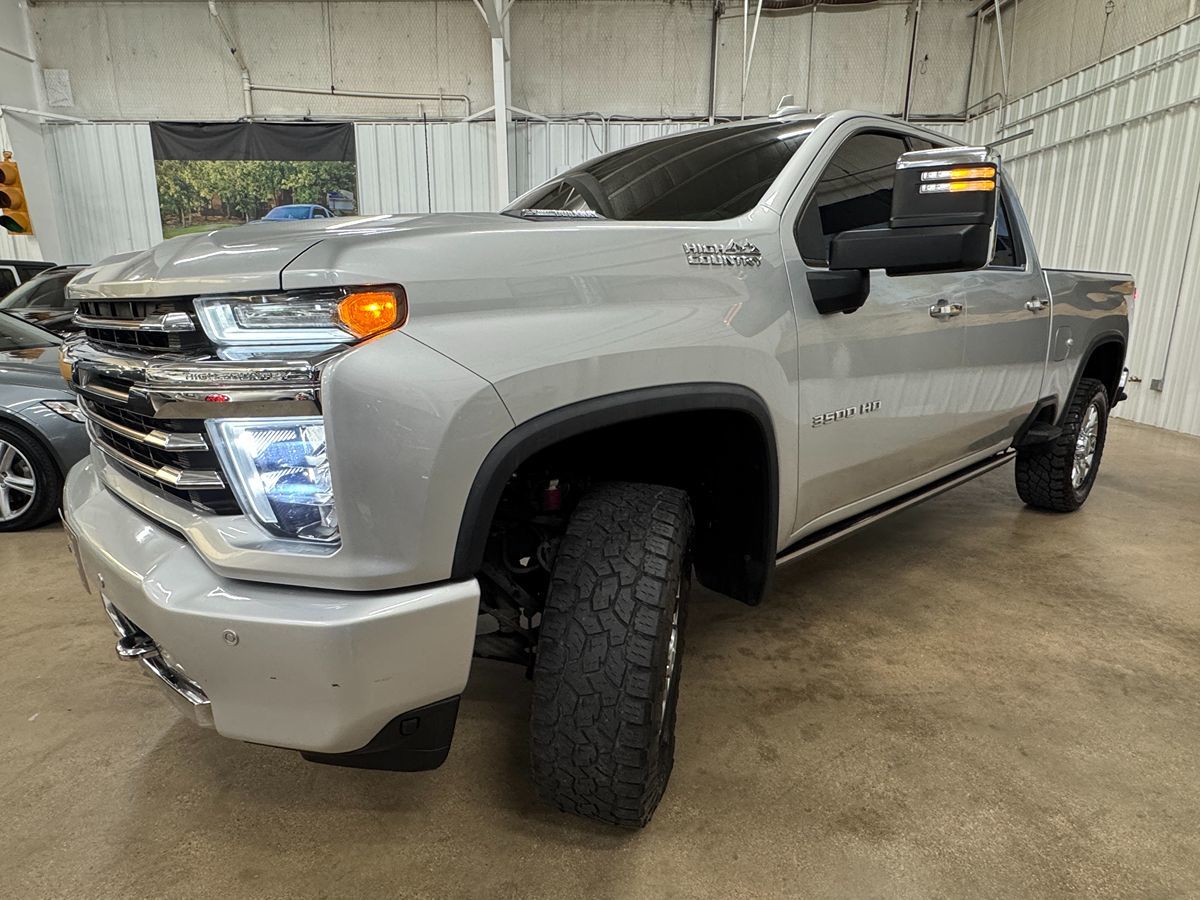 2021 Chevrolet Silverado 3500HD High Country photo 3