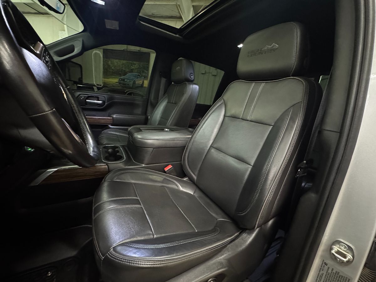 2021 Chevrolet Silverado 3500HD High Country photo 14