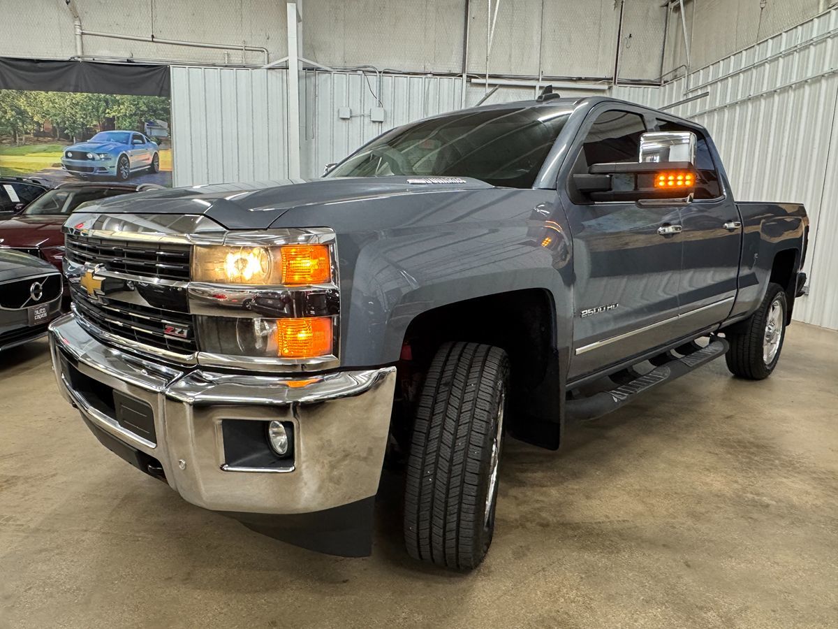 2015 Chevrolet Silverado LTZ 2500HD photo 2