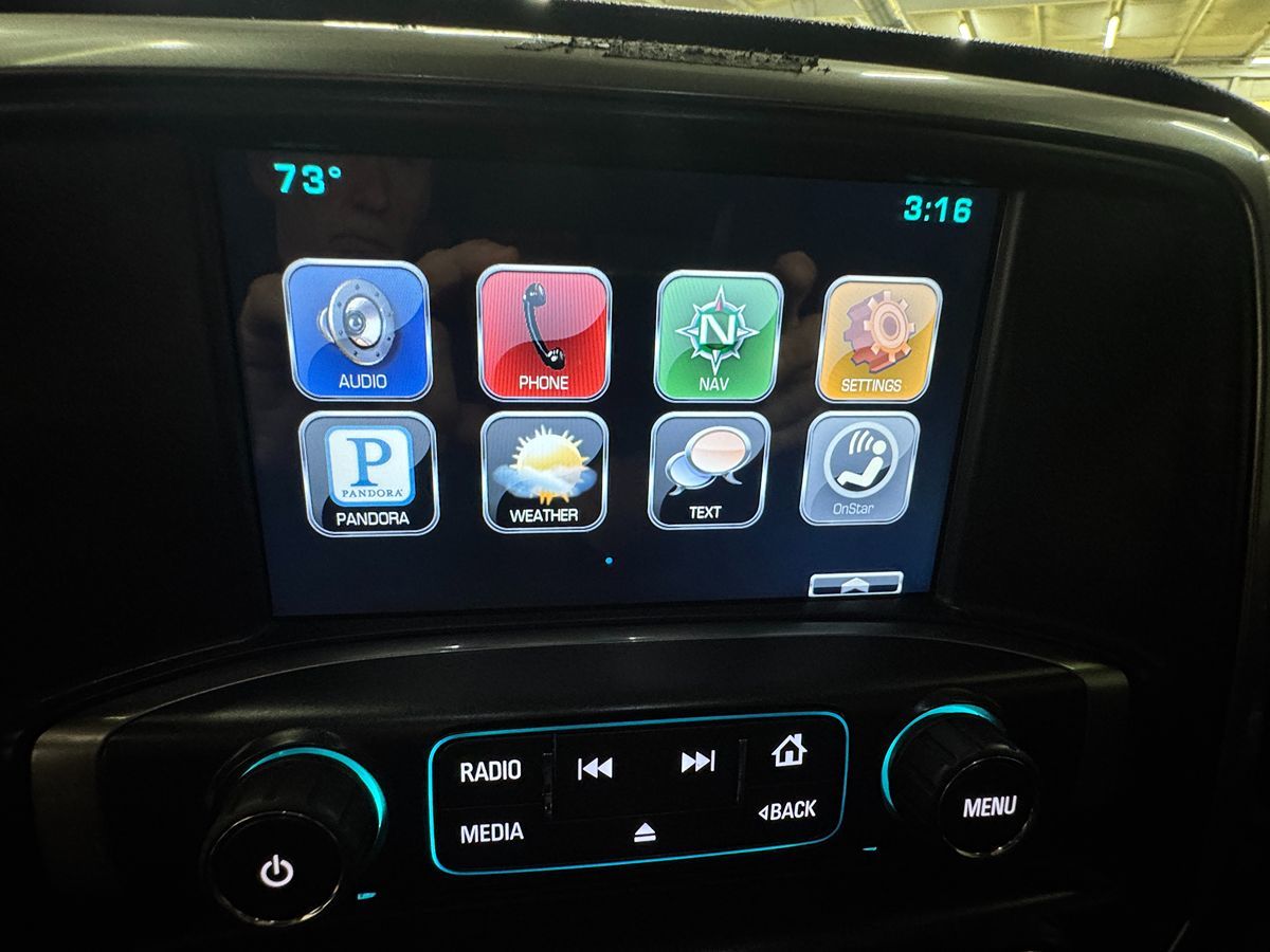 2015 Chevrolet Silverado LTZ 2500HD photo 22