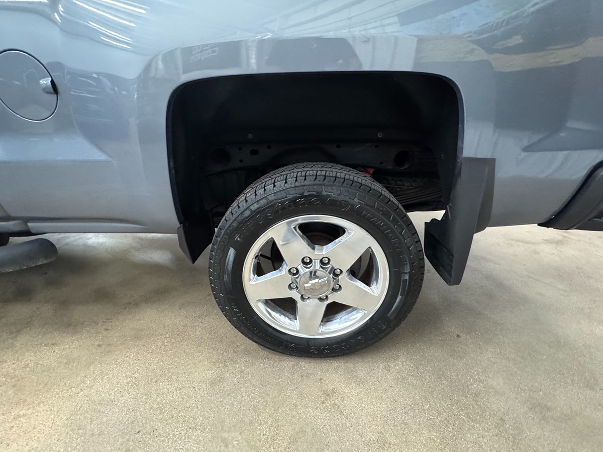 2015 Chevrolet Silverado LTZ 2500HD photo 45