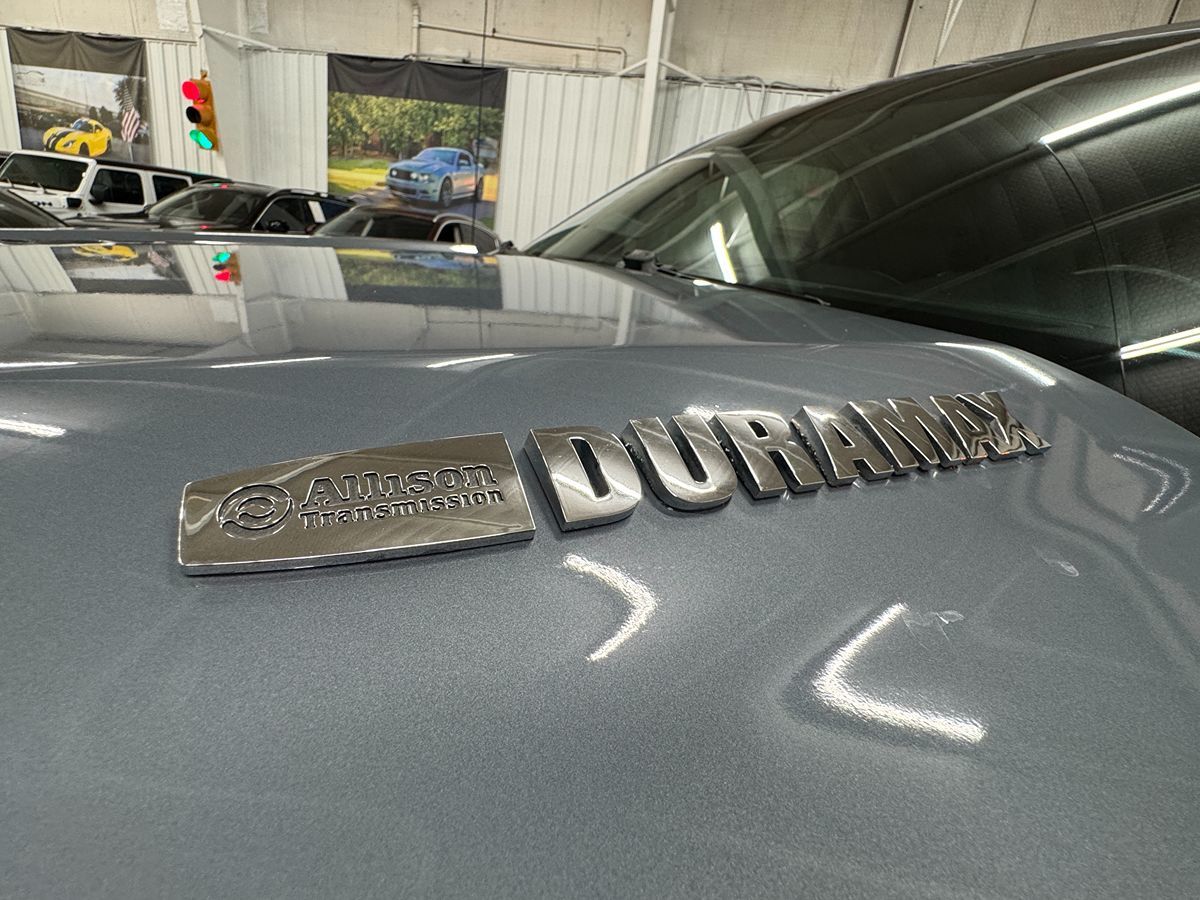 2015 Chevrolet Silverado LTZ 2500HD photo 41