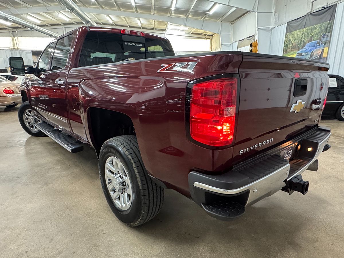 2017 Chevrolet Silverado 3500HD LTZ photo 5