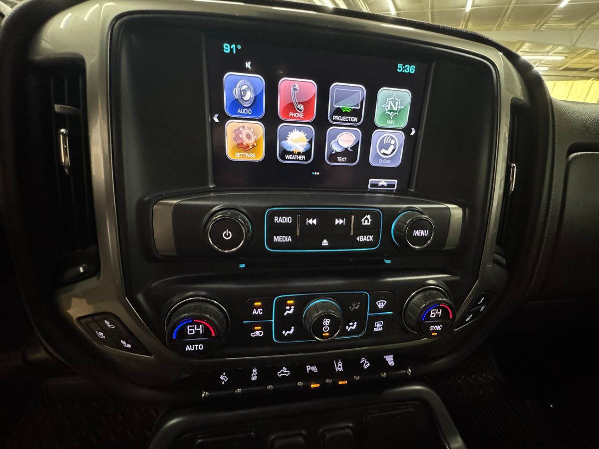 2017 Chevrolet Silverado 3500HD LTZ photo 19