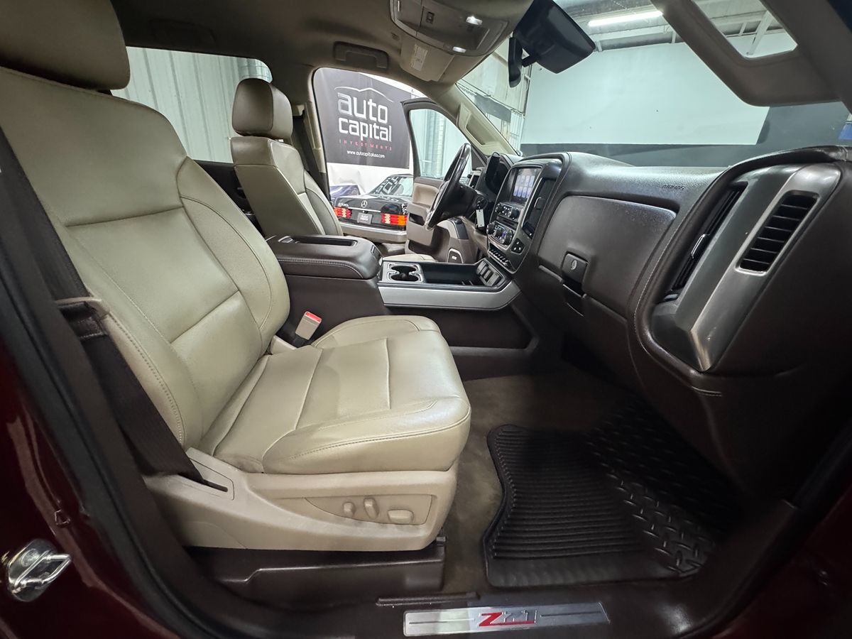 2017 Chevrolet Silverado 3500HD LTZ photo 36