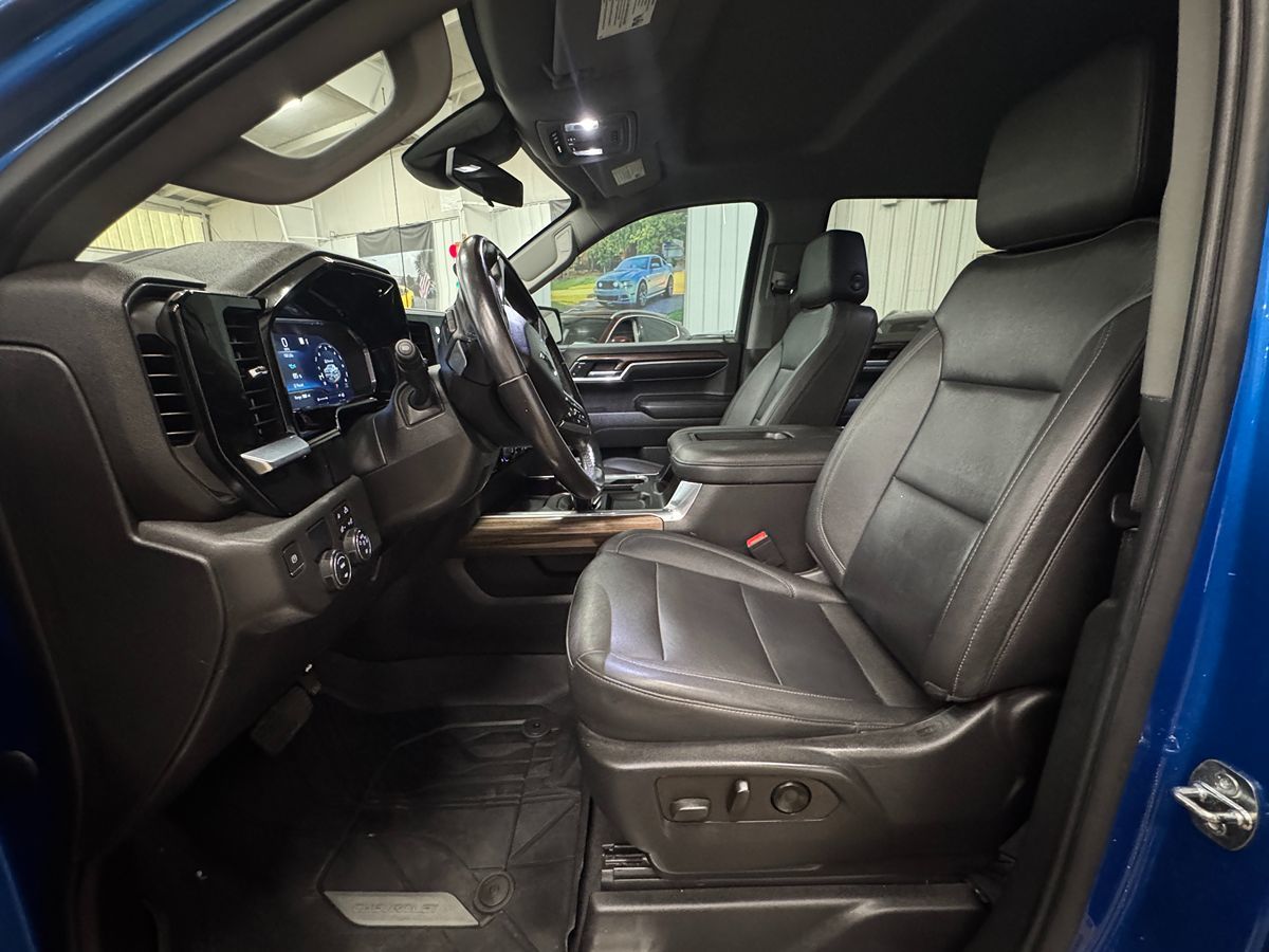 2022 Chevrolet Silverado 1500 RST Texas Edition photo 12