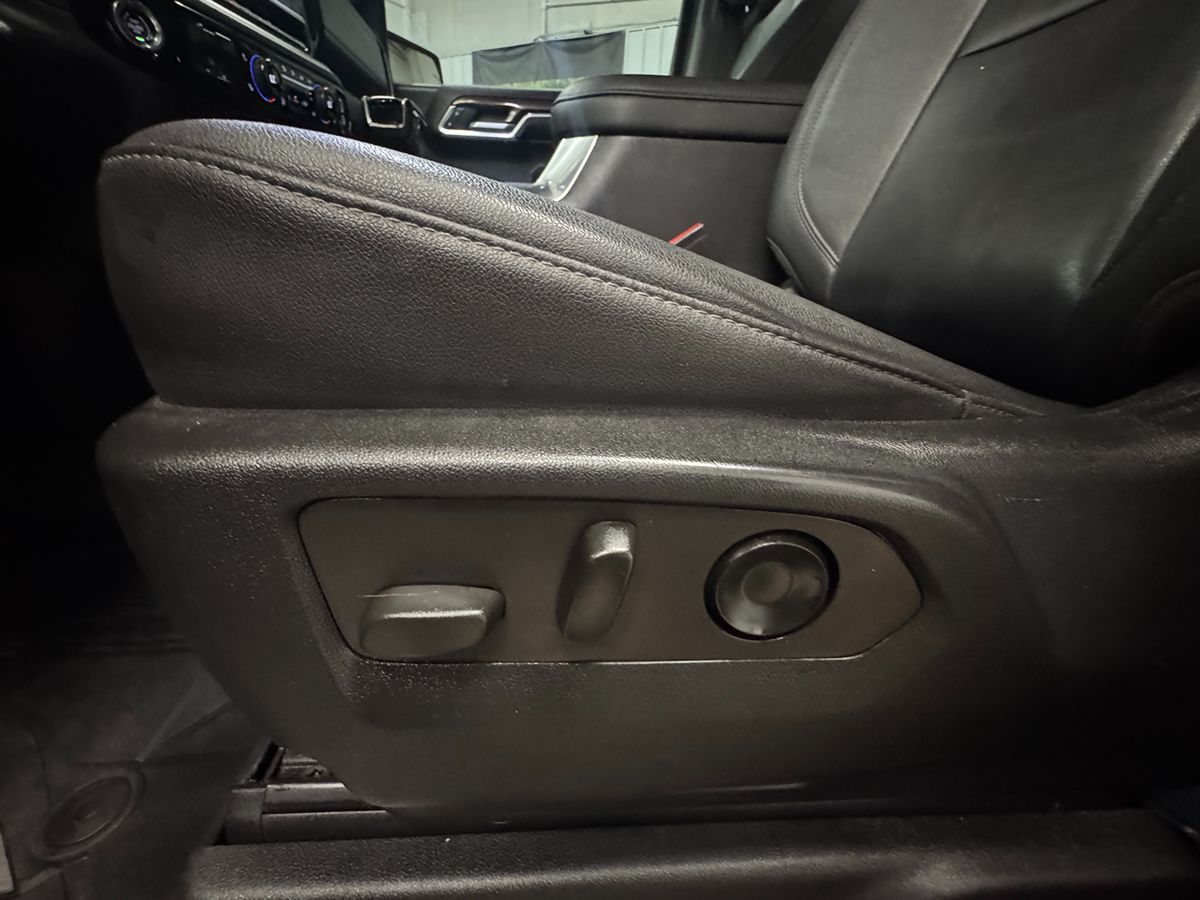 2022 Chevrolet Silverado 1500 RST Texas Edition photo 14