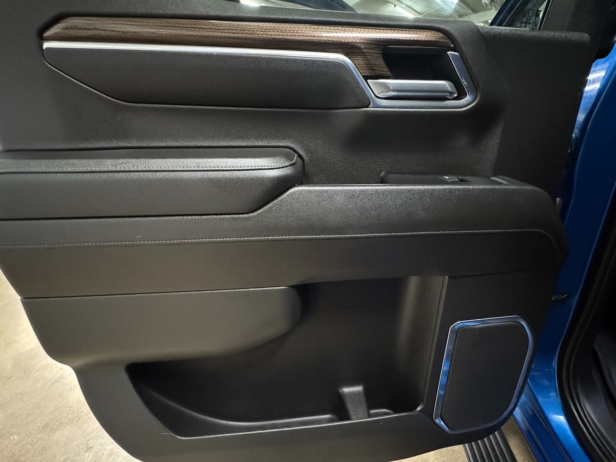 2022 Chevrolet Silverado 1500 RST Texas Edition photo 34