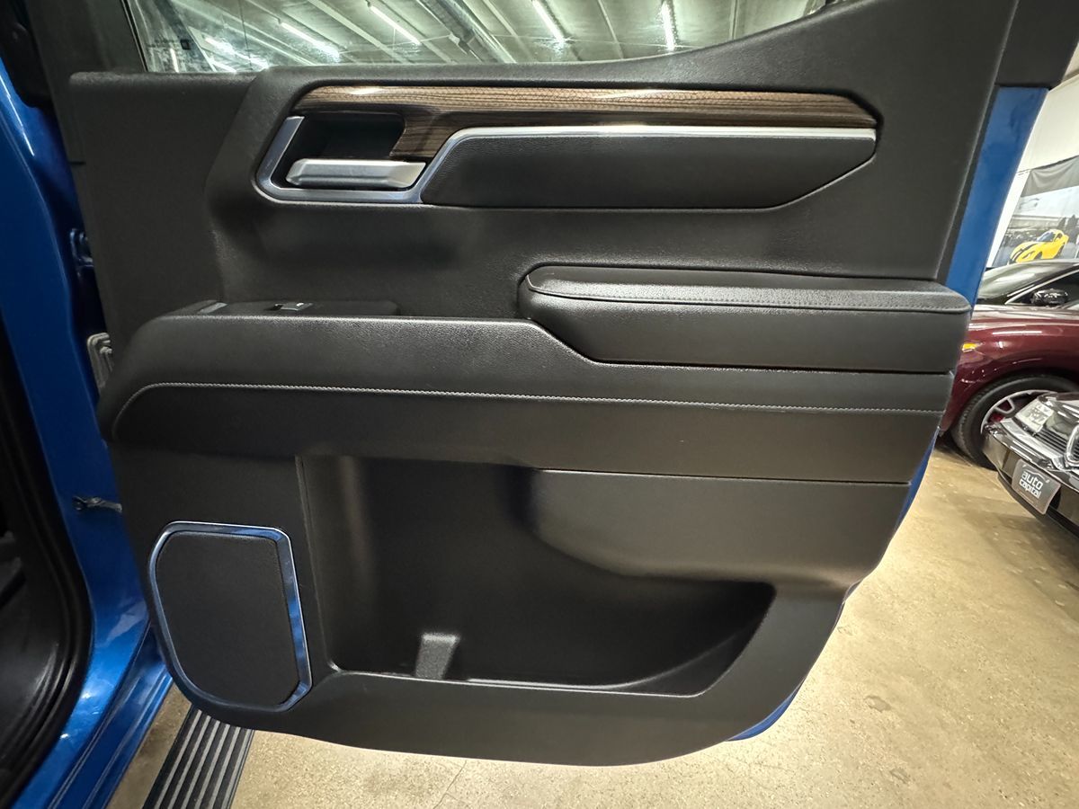 2022 Chevrolet Silverado 1500 RST Texas Edition photo 37