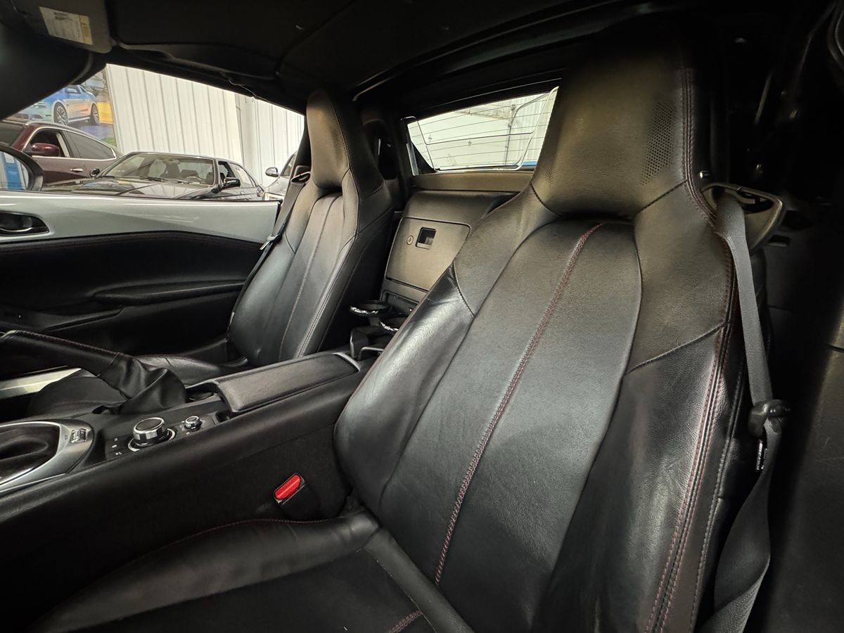 2018 Mazda MX-5 Miata Miata RF Grand Touring photo 9