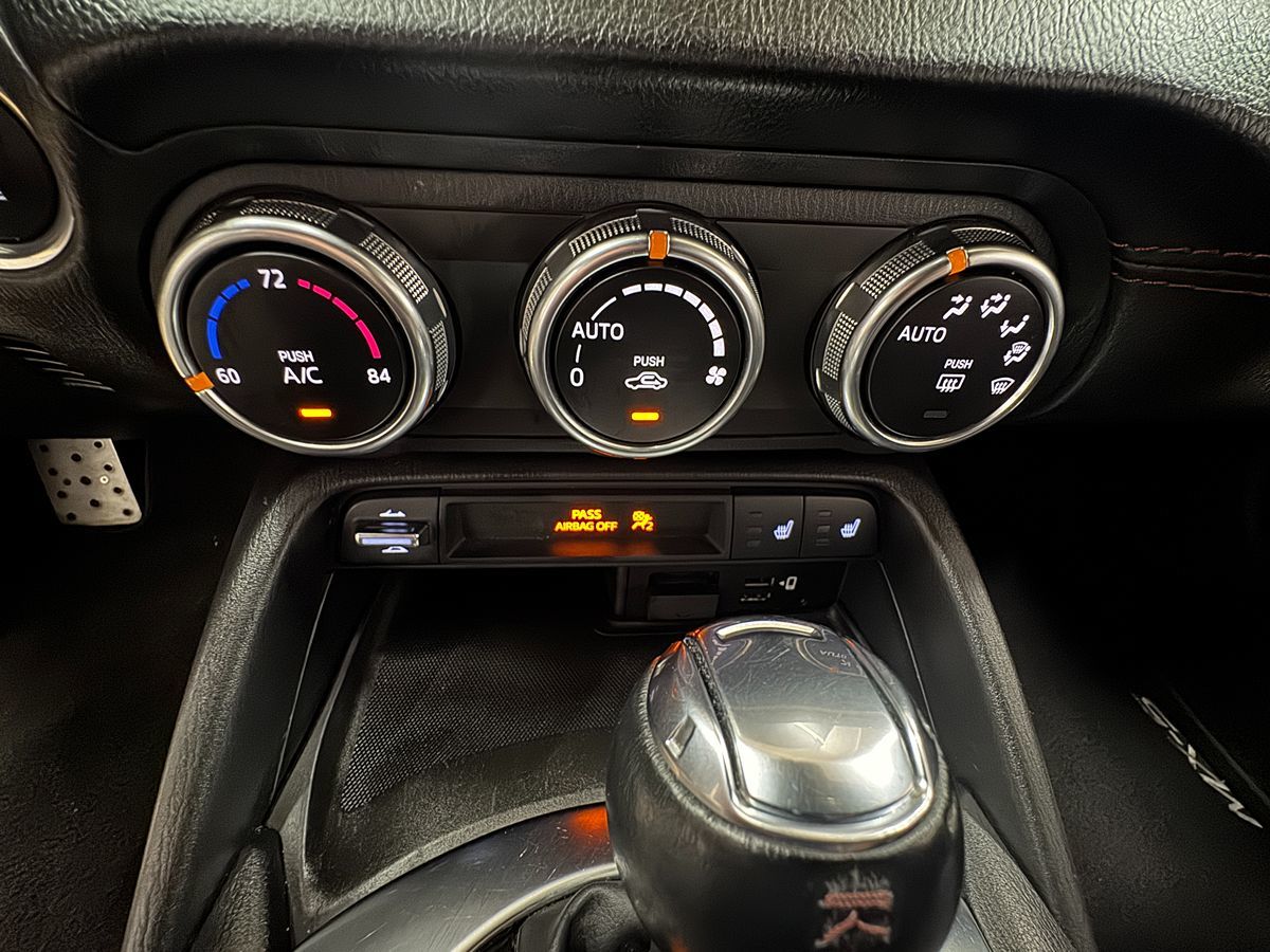 2018 Mazda MX-5 Miata Miata RF Grand Touring photo 16