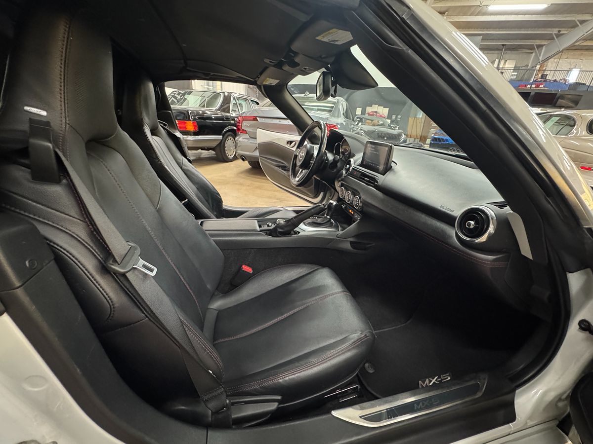 2018 Mazda MX-5 Miata Miata RF Grand Touring photo 20
