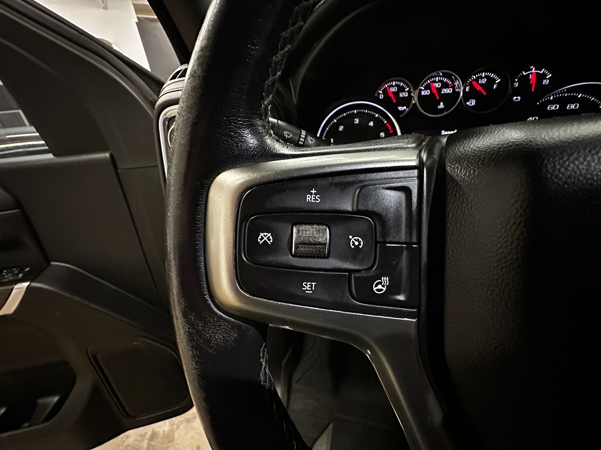 2022 Chevrolet Silverado 3500HD LTZ photo 12